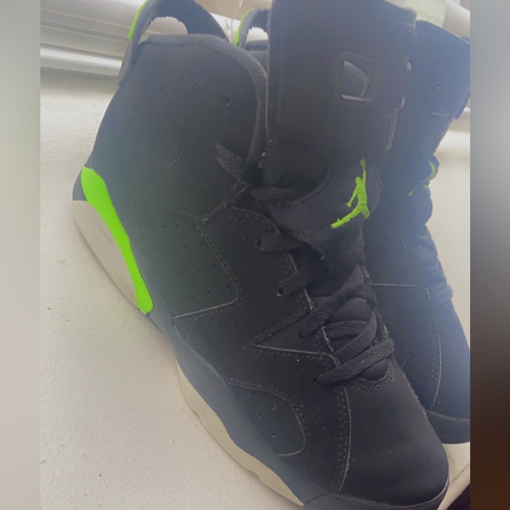 Kids sneakers